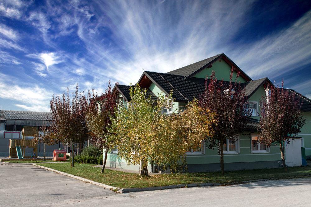 Rooms En Krajcar Cerknica Exterior photo